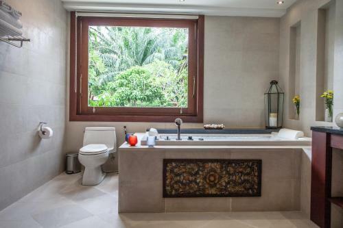 Baan Pinya Chic Three Bedroom Pool Villa