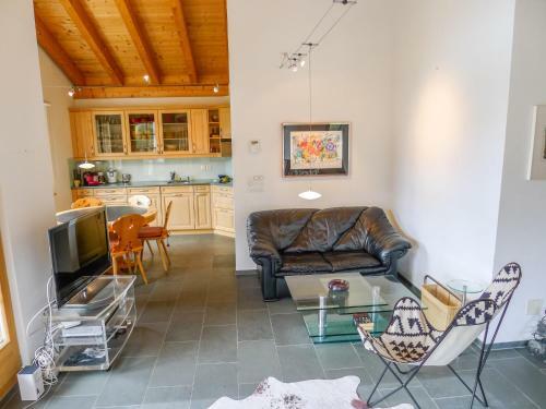 Apartment Tgesa Sartons