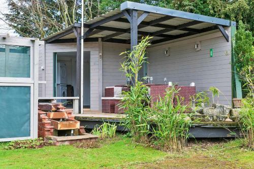Garden Lodge