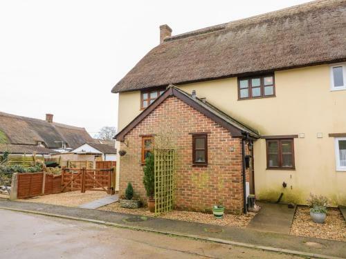2 Rose Cottages