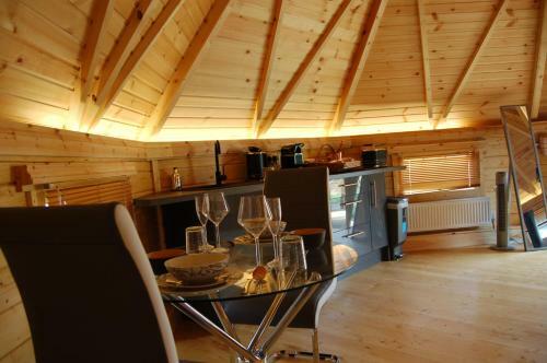 Lodge Romantic Rural Retreats