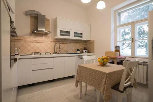 Apartments With A Parking Space Pula - 14565