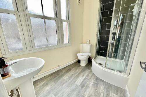 Apartamento Elegant Studio 5 Mins Walk To Coventry Transport Museum