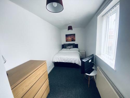 Apartamento Spacious 4 Double Bedroom Home - Coventry Centre