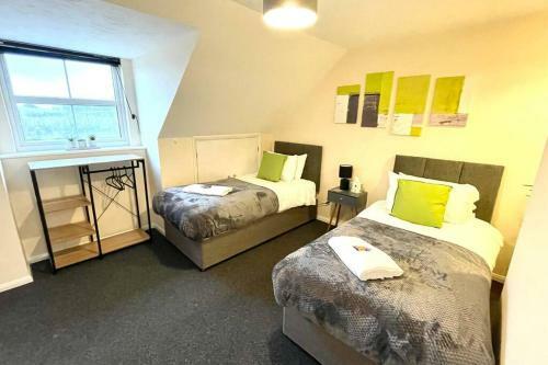 Spacious & Cosy House By Passionfruit Properties