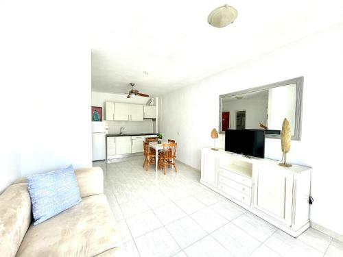 Bonito Apartamento En Playa Paraiso, Tenerife Sur