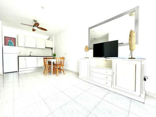 Bonito Apartamento En Playa Paraiso, Tenerife Sur