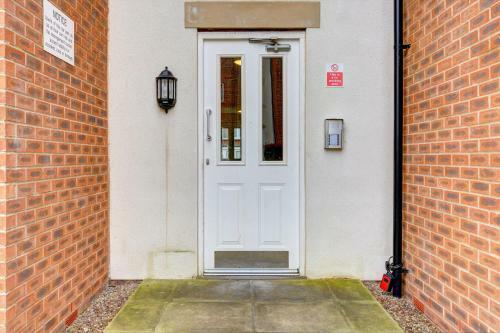 Mbiz Apartment - En-suite With Allocated Parking