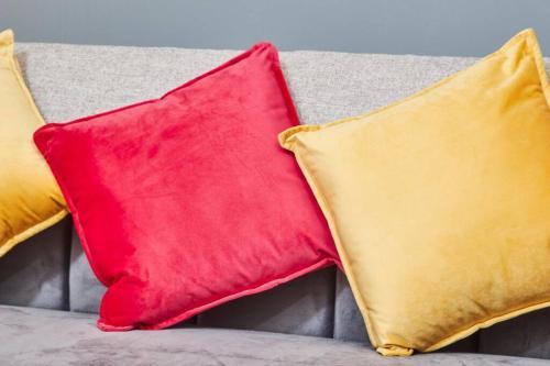 Luxury 2 Bed Apartment Central Location Sleeps 5