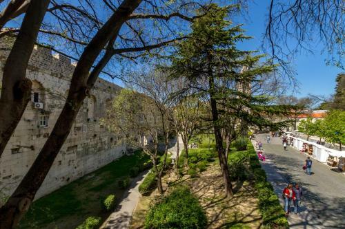 Hostal Pellegrini Luxury Rooms