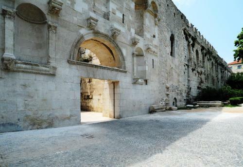 Hostal Pellegrini Luxury Rooms