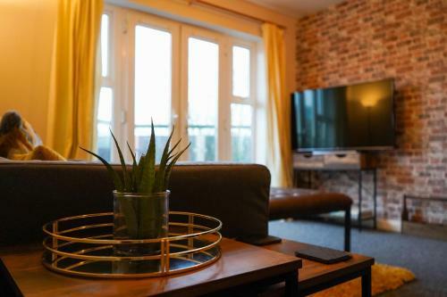 Entire Modern Apartment In Coventry City Centre