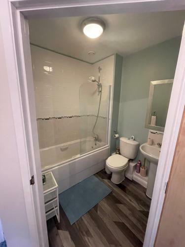 Entire Modern Apartment In Coventry City Centre