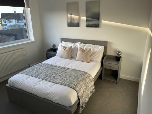 Apartamento Modern 3-bed House With Parking - Sleeps 7!