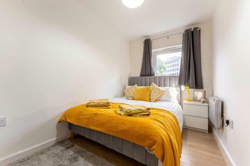 Riley House Spacious City Apartment