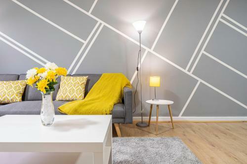 Riley House Spacious City Apartment