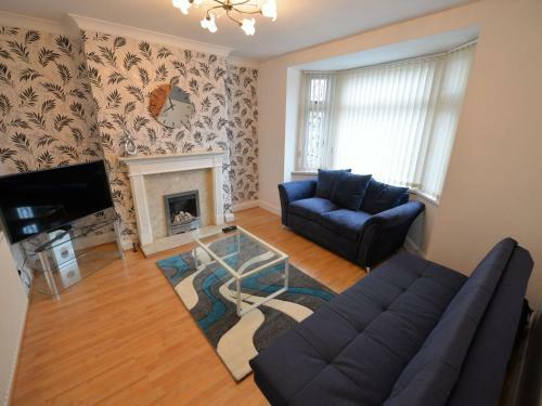 Boutique Hoiday Home In Coventry With Garden