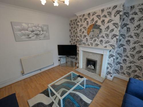 Boutique Hoiday Home In Coventry With Garden