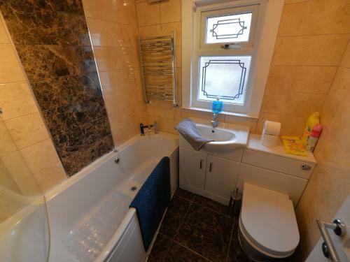 Boutique Hoiday Home In Coventry With Garden