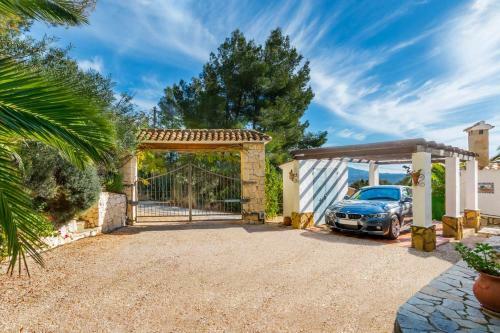 Villa Lydia's Walk By Villa Plus