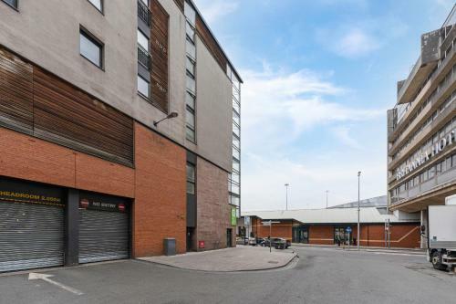 Jkg Property Solutions Presents Cosy City Apartment