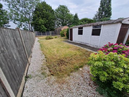 Contractor House With Parking & Netflix & Ev Charging Bac By Passionfruit Properties