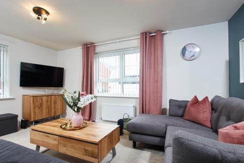 Fantastic Brand New 3br House Wparking Sleeps8