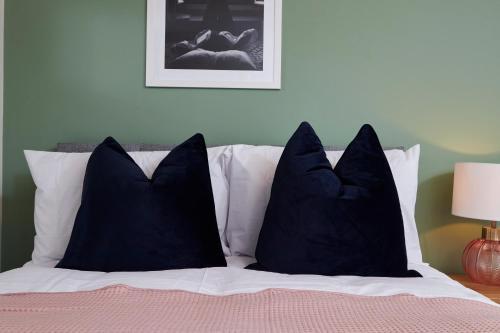 Fantastic Brand New 3br House Wparking Sleeps8