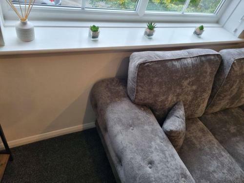 Newly Refurbished 2 Bed, City Centre Apartment.