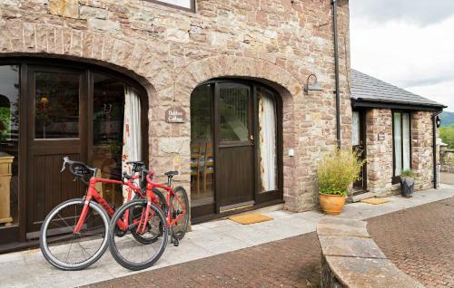 The Neuadd Cottages