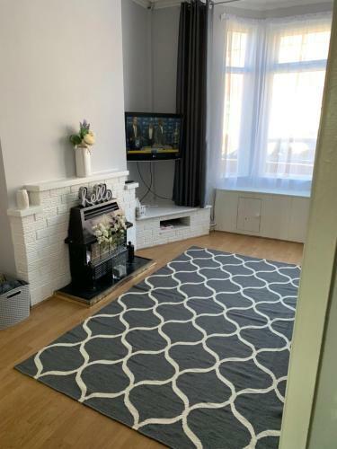 128 Minshull New Road