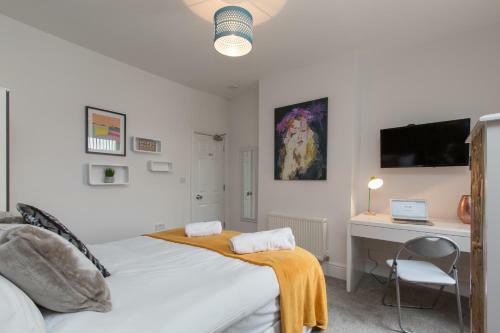 Hostal Townhouse Plus @ 130 West Street Crewe