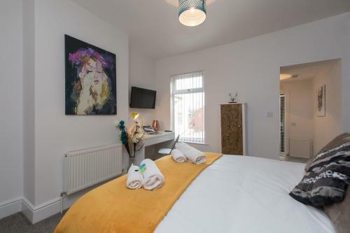 Hostal Townhouse Plus @ 130 West Street Crewe