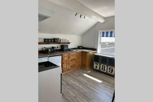 Seagulls Rest Marine Themed Seaview Apartment