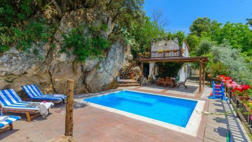 Casa El Tajil Algarinejo By Ruralidays