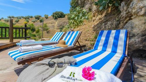 Casa El Tajil Algarinejo By Ruralidays