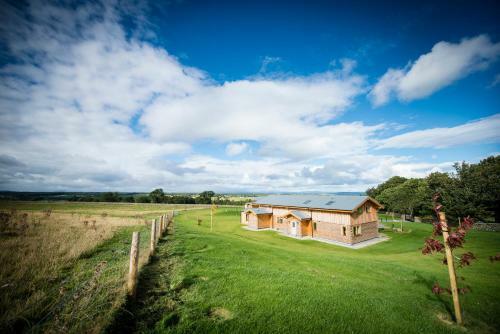 Blue Sky Lodges. Atlas & Aurae