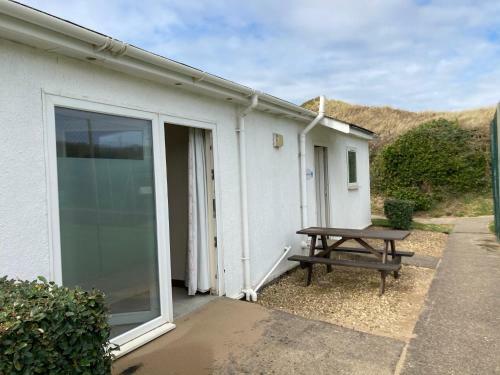 Hotel Walking On Waves Surf Camp & Lodge