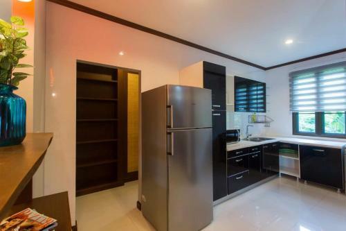Phatong Residences