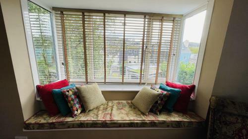 Number 20 - Central, Classic Style, Private And Parking