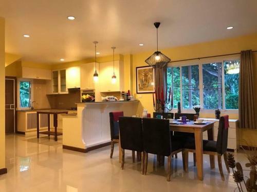 Villa Phatong Residence