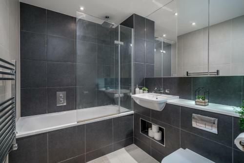 Croydon Saffron Mordern Apartment