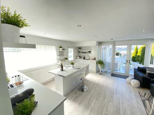 Seaview Cottage On The Island