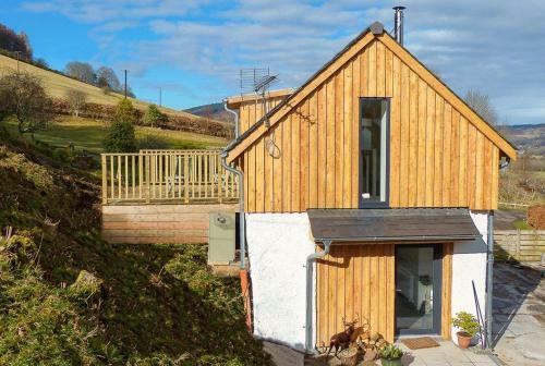 Urquhart Bay Croft