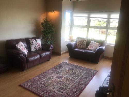 Tranquil Countryside Bungalow With Private Garden!