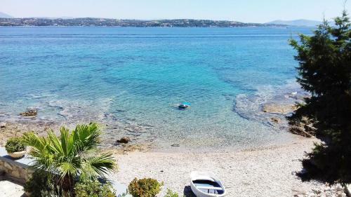 Beachfront Spetses Spectacular Fully Equipped Traditional Villa Familiesgroups