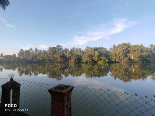 Heaven Homestay Lake View Home