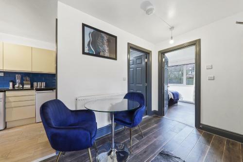 Apartamento The Exquisite Harrow Gem -parking