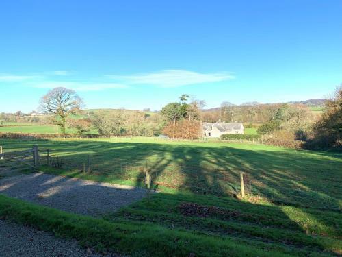 Lodge Luxury Shepherds Hut With Superb Views & Fire Pit