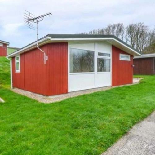 Cosy West Wales Holiday Lodge